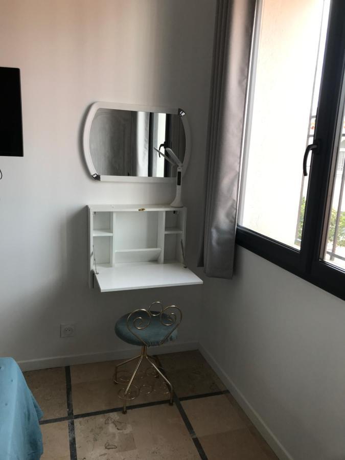 Hotel La Casa Sanills Saint-Hippolyte  Esterno foto