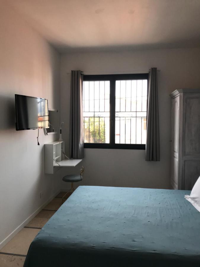 Hotel La Casa Sanills Saint-Hippolyte  Esterno foto
