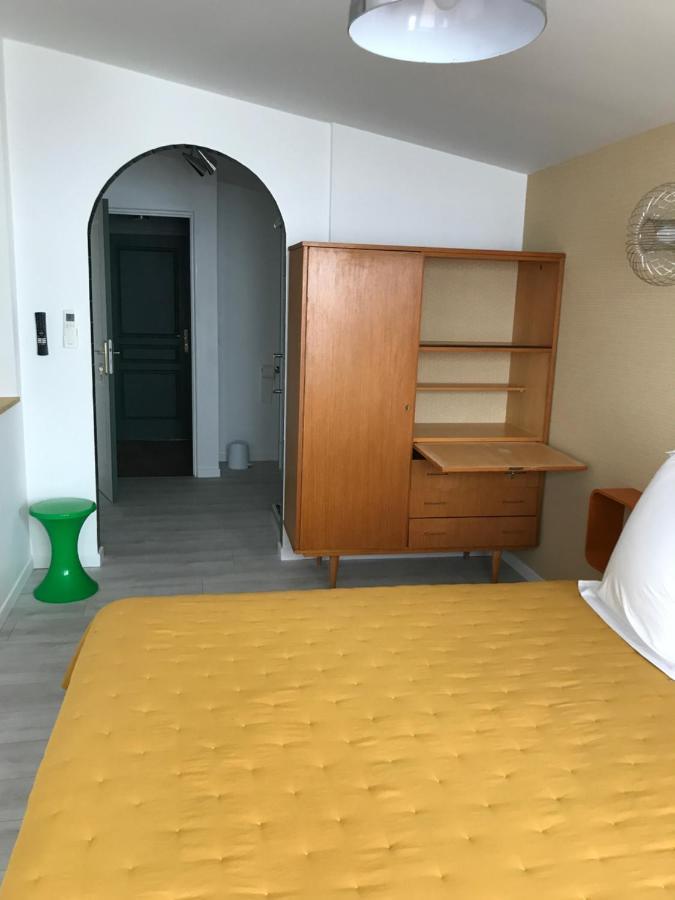Hotel La Casa Sanills Saint-Hippolyte  Esterno foto